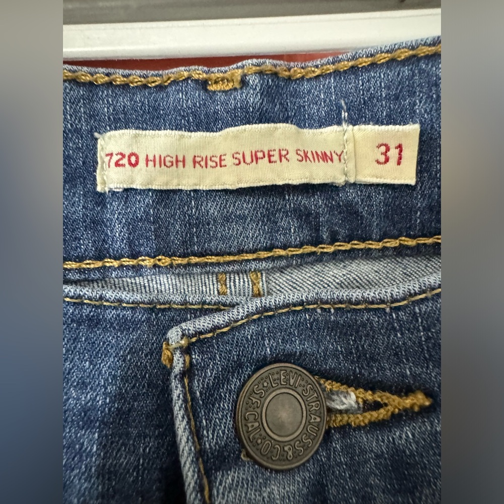 Levi's 720 High Rise Super Skinny Jeans 31